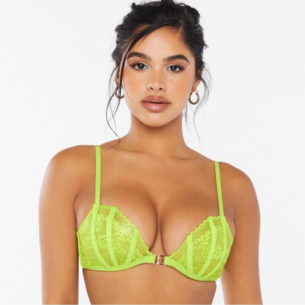 Savage x Fenty Caged Lace Front-Closure Bralette NWT
